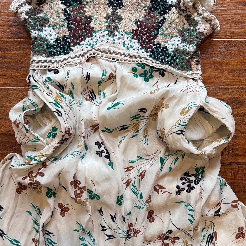 Anthropologie Crochet Floral Printed V Neck Maxi, 4P - Picture 12 of 13